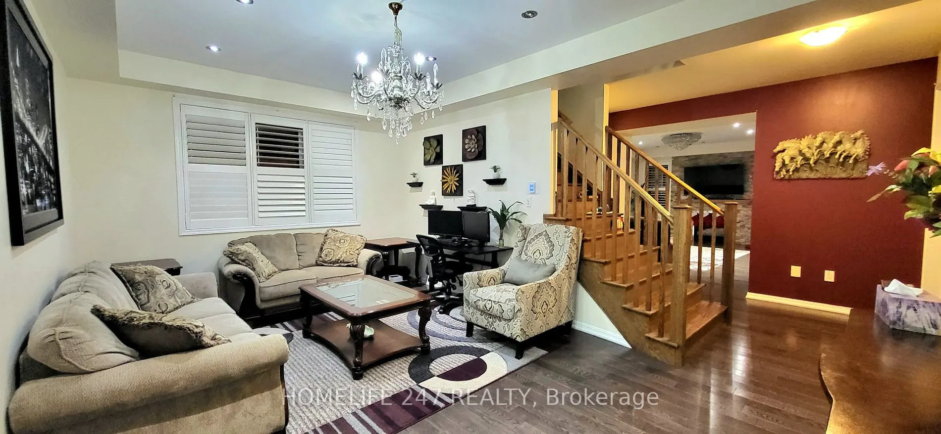 80 Aylesbury Dr