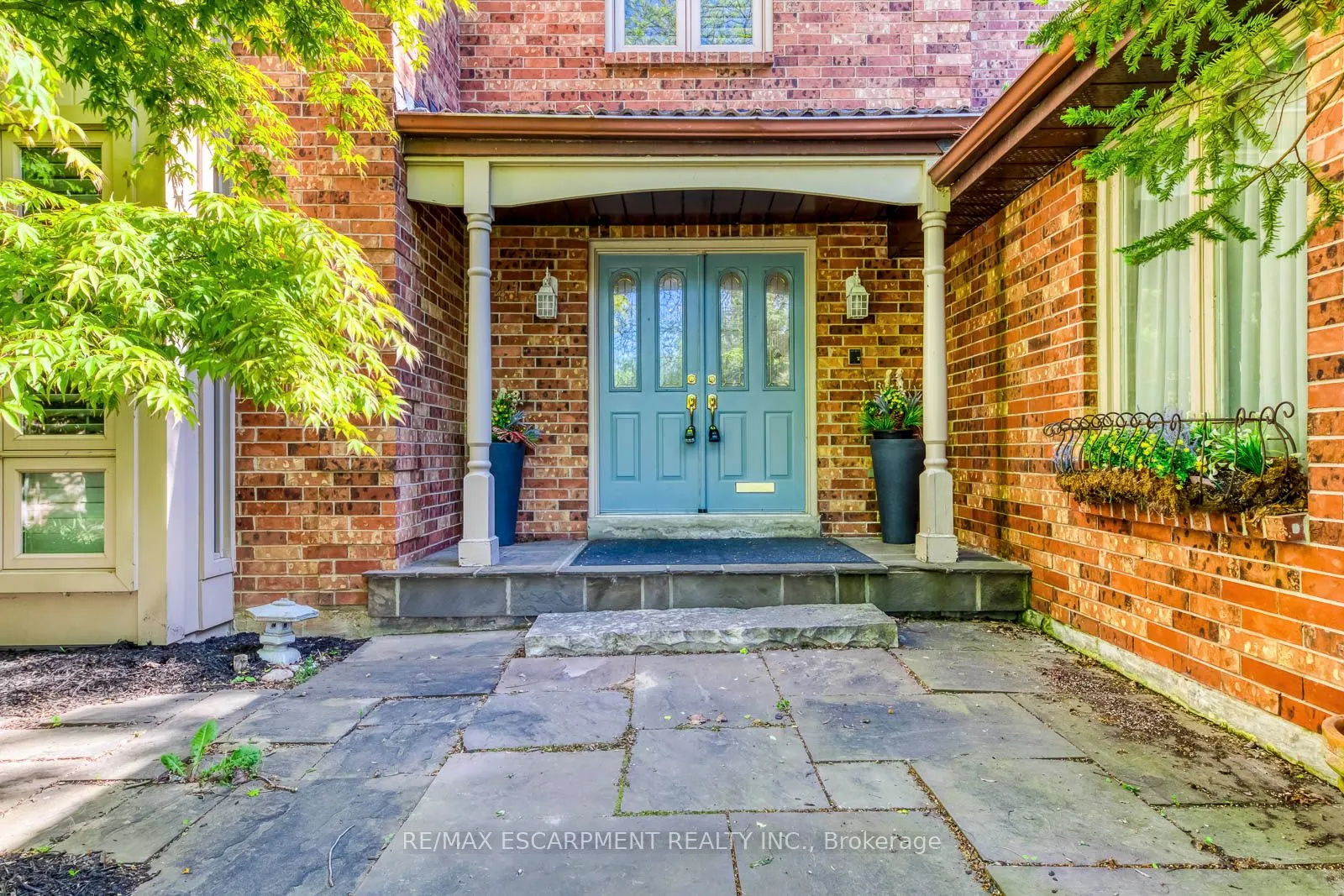 341 Acacia Crt