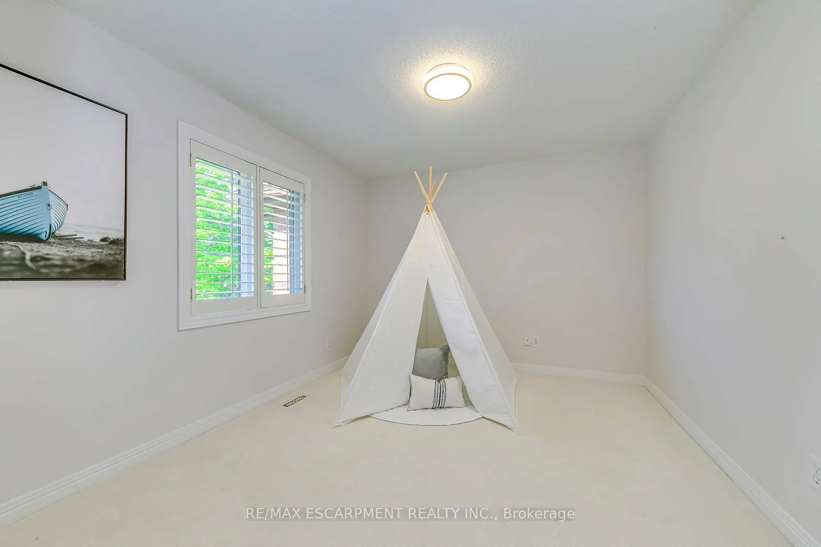 341 Acacia Crt