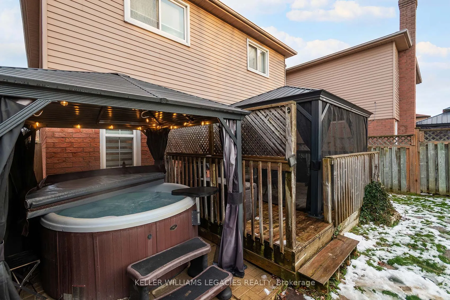 24 Newgate Pl