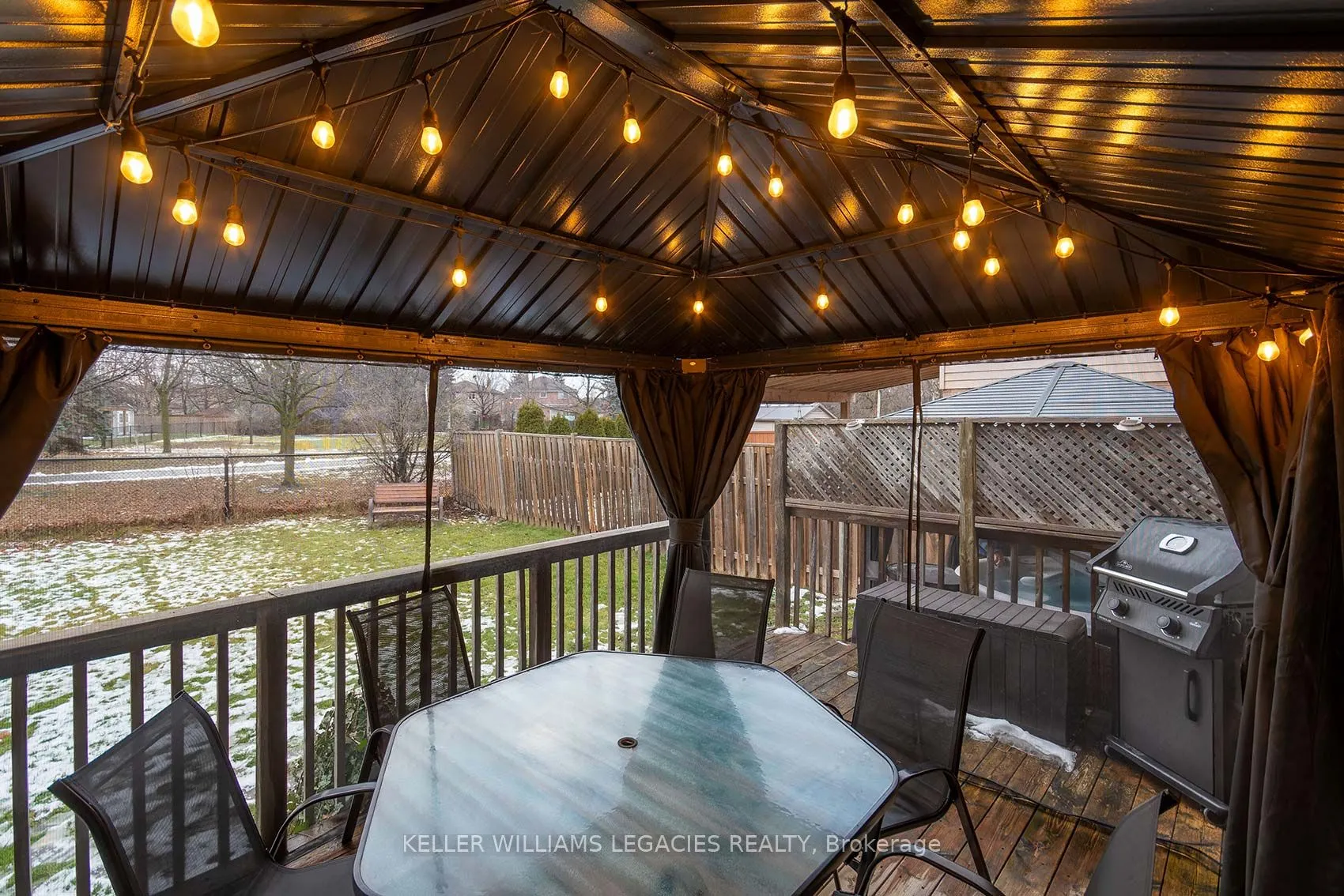24 Newgate Pl