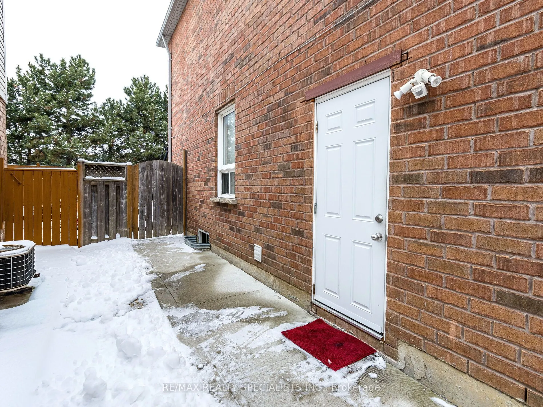109 Woodhaven Dr