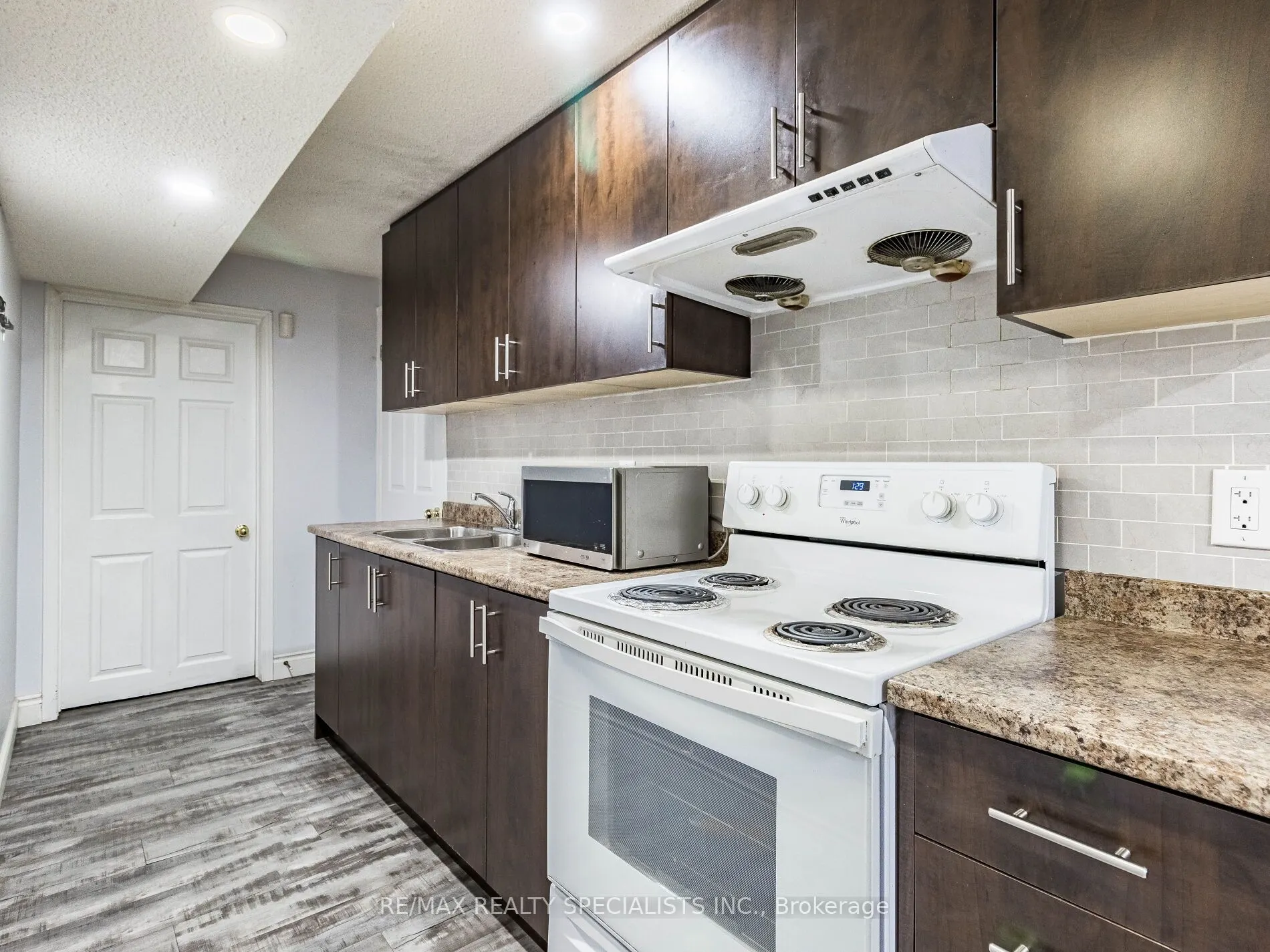 109 Woodhaven Dr