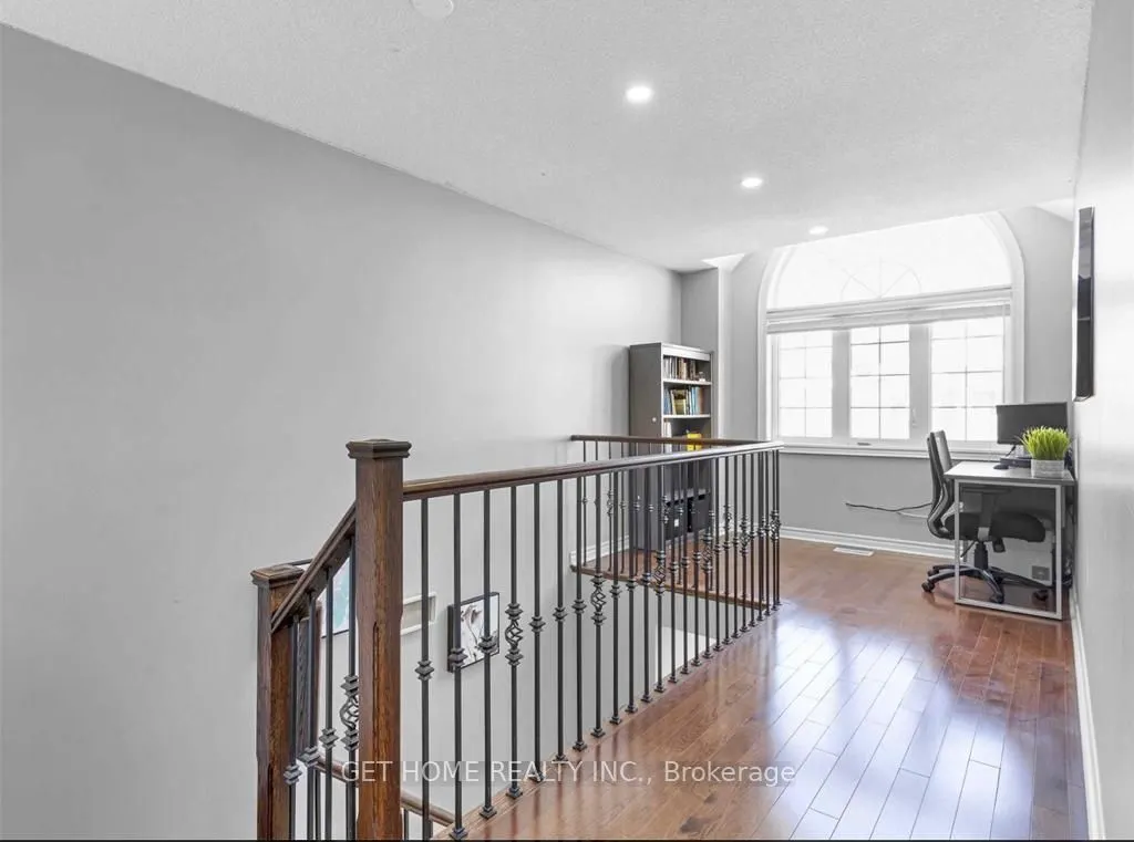 107 Fandango Dr