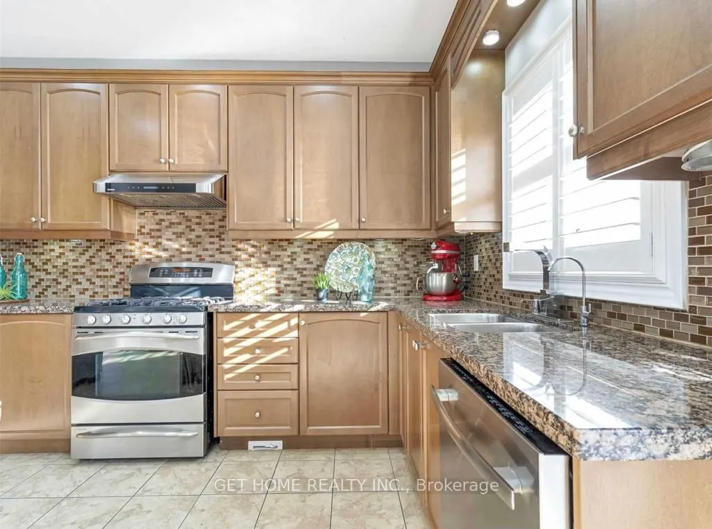 107 Fandango Dr