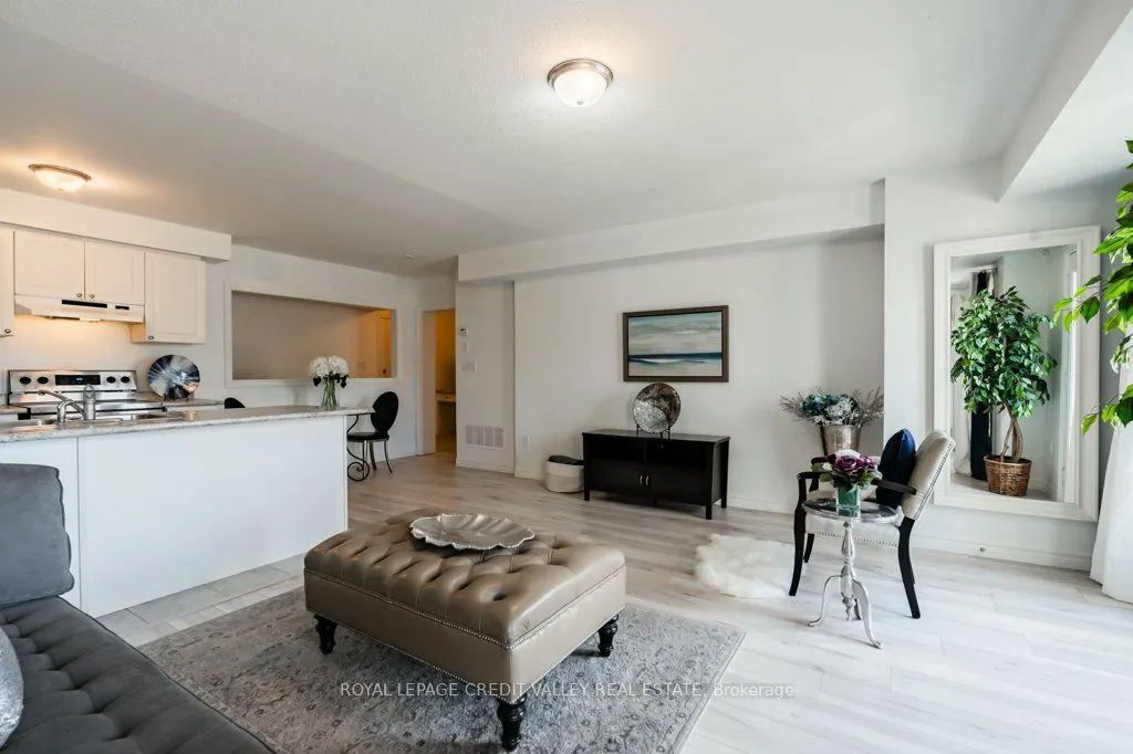 200 Veterans Dr, #6