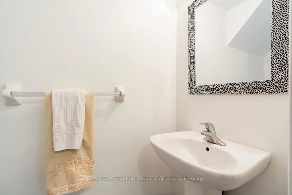 200 Veterans Dr, #6