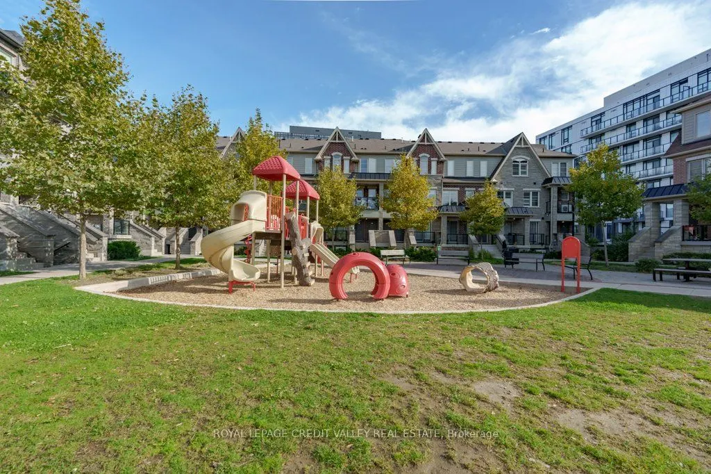 200 Veterans Dr, #6