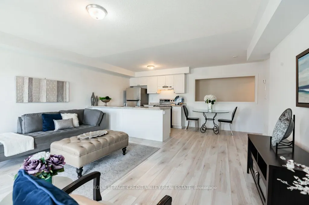 200 Veterans Dr, #6