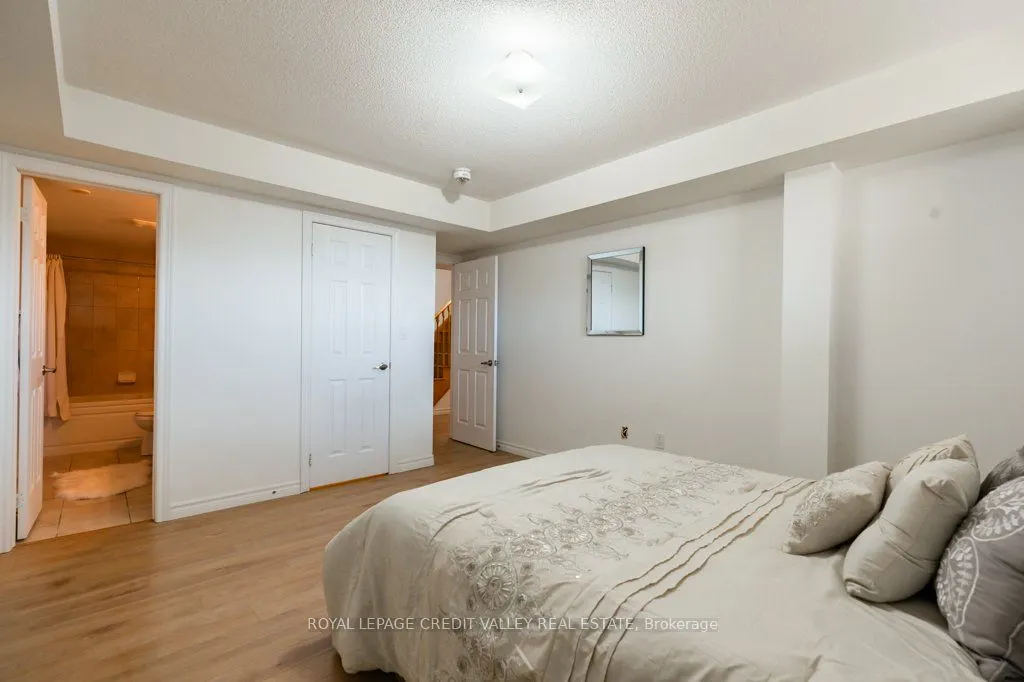 200 Veterans Dr, #6