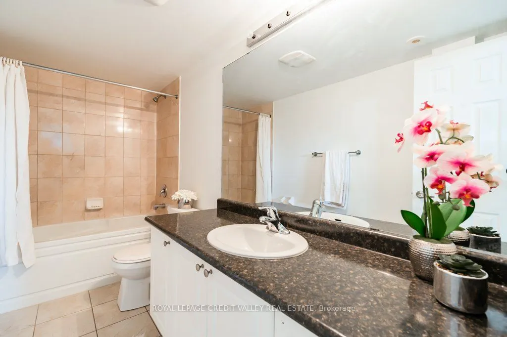 200 Veterans Dr, #6