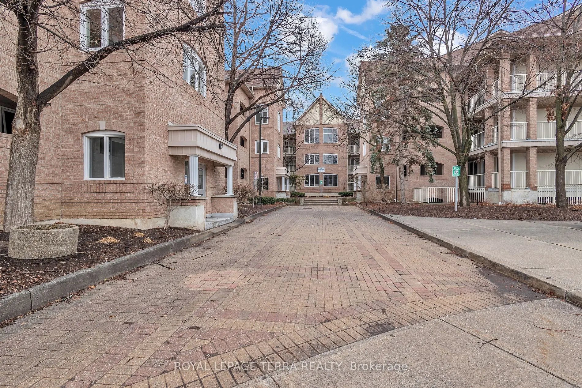 85 Bristol Rd E, #155