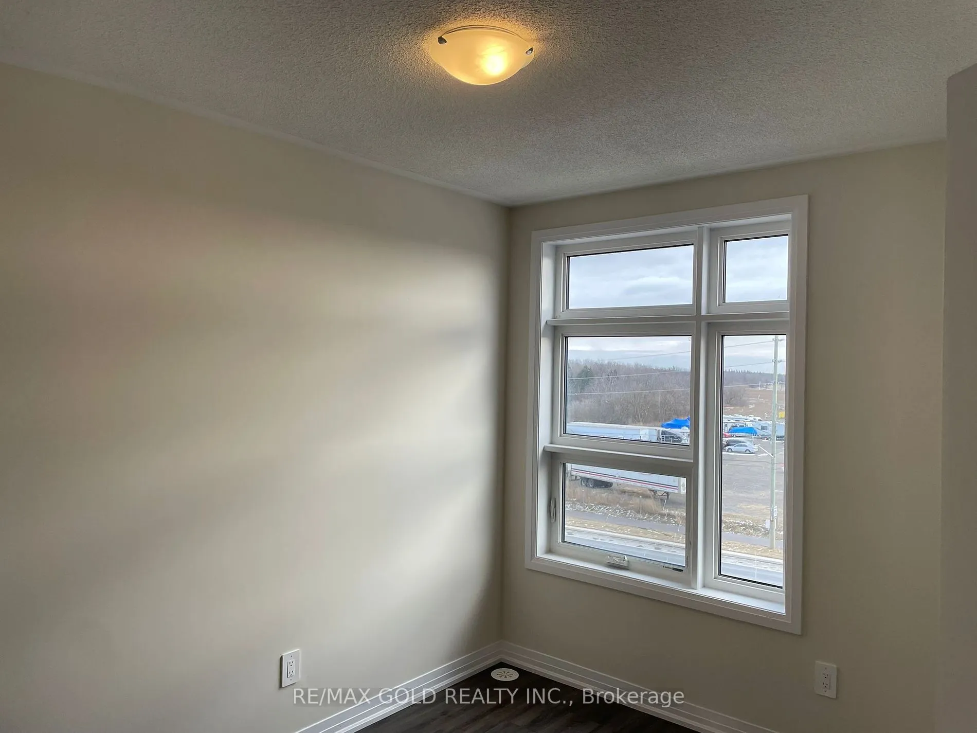 1581 Rose Way, #414