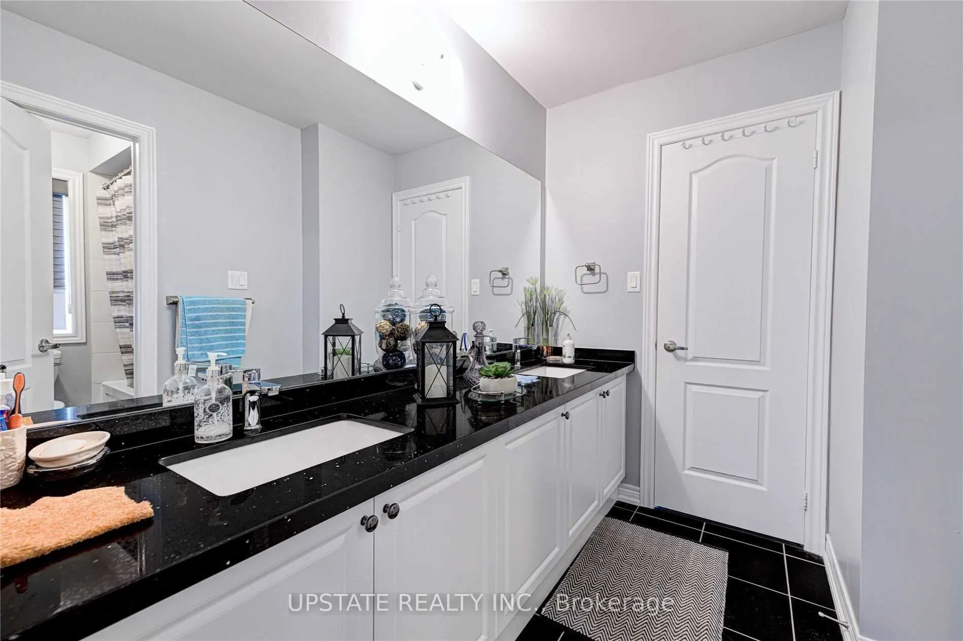 7 Ashcreek (Upper) Dr
