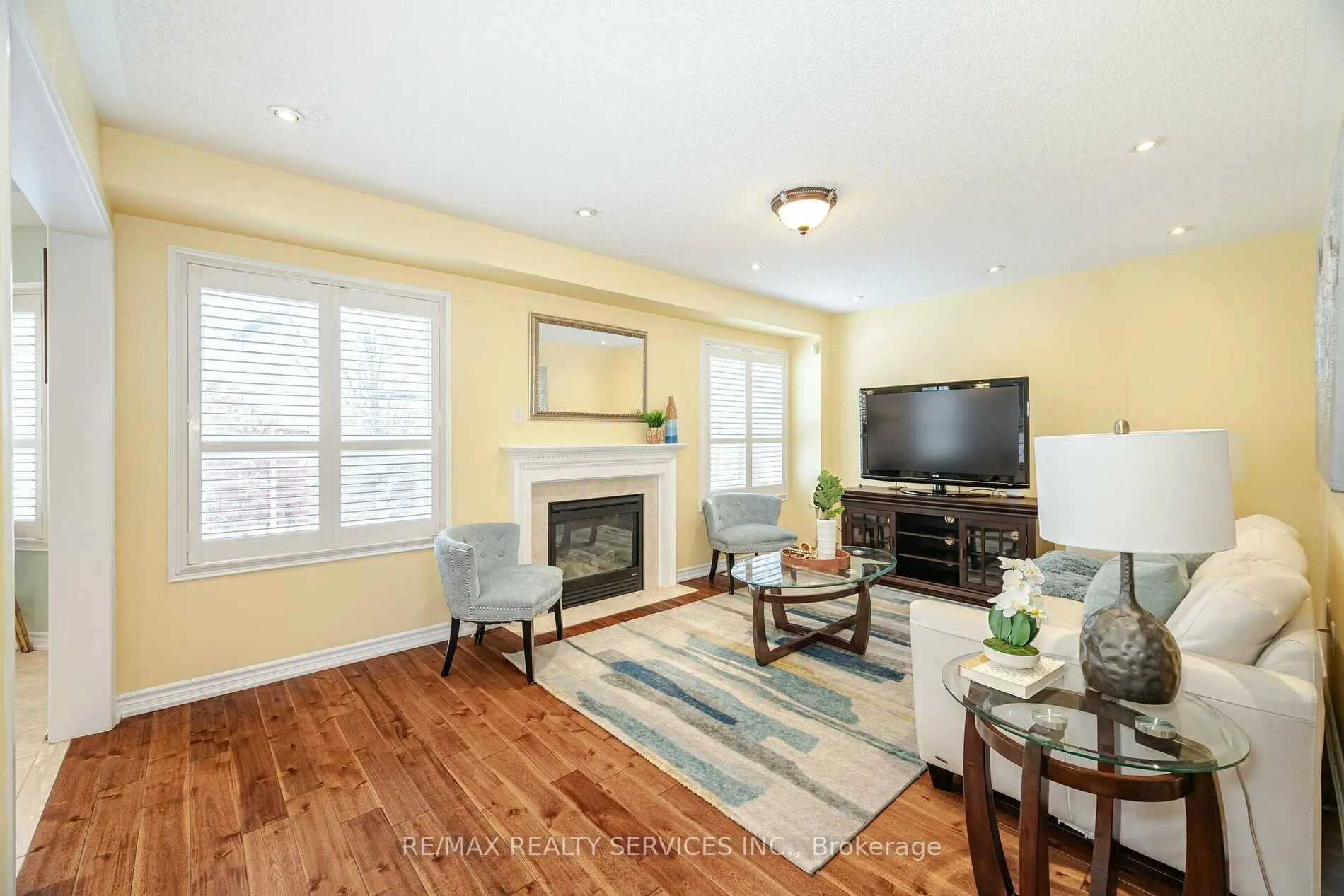 64 Edenbrook Hill Dr