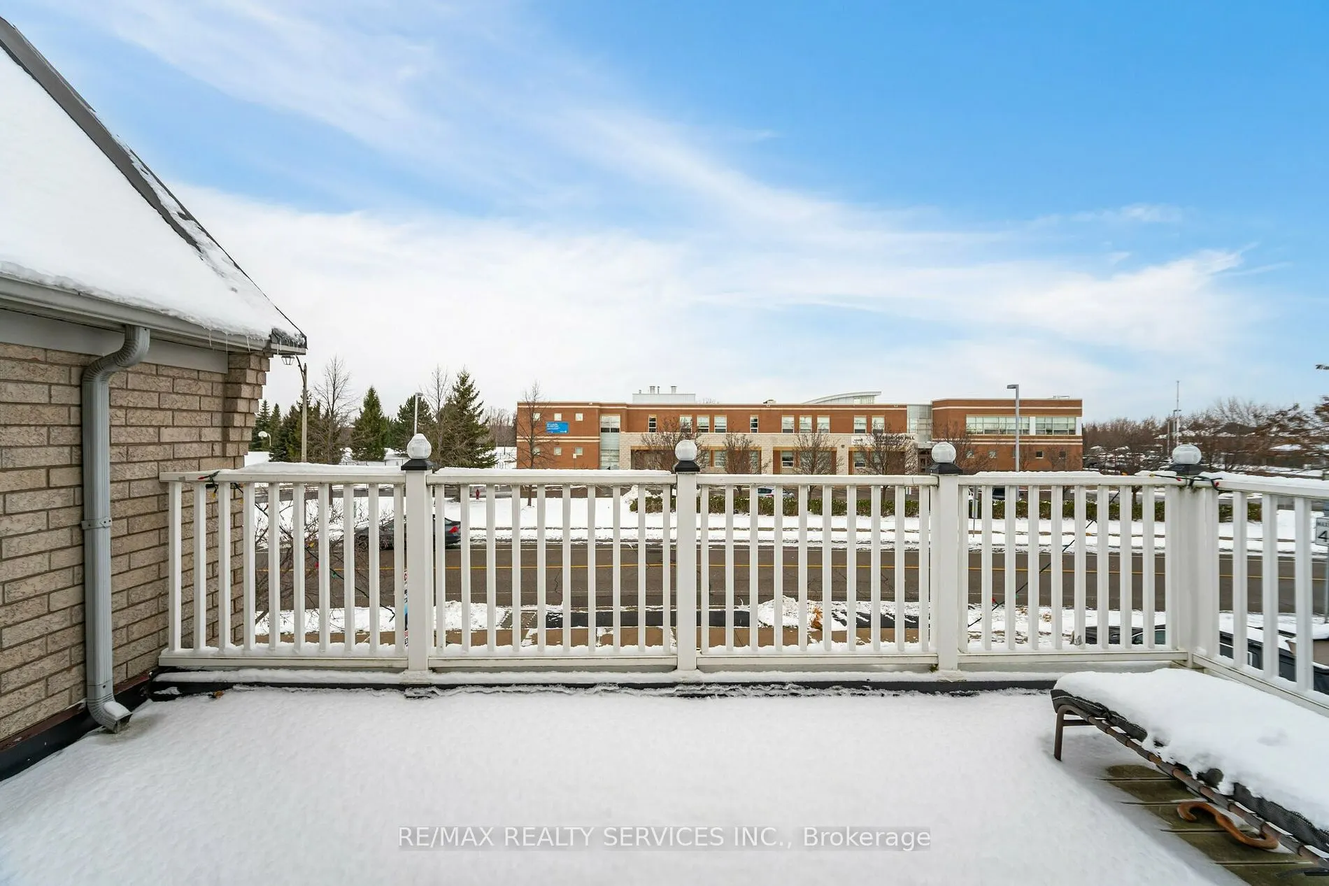 64 Edenbrook Hill Dr