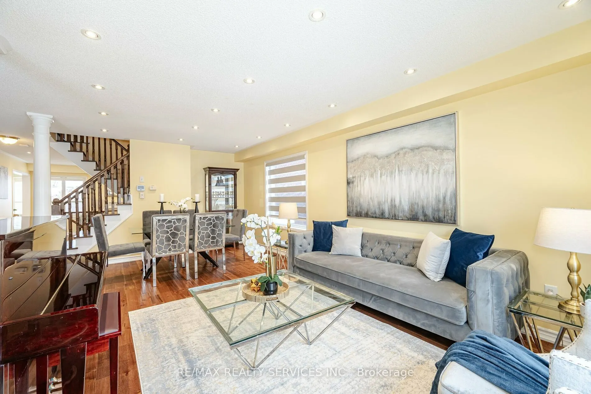 64 Edenbrook Hill Dr