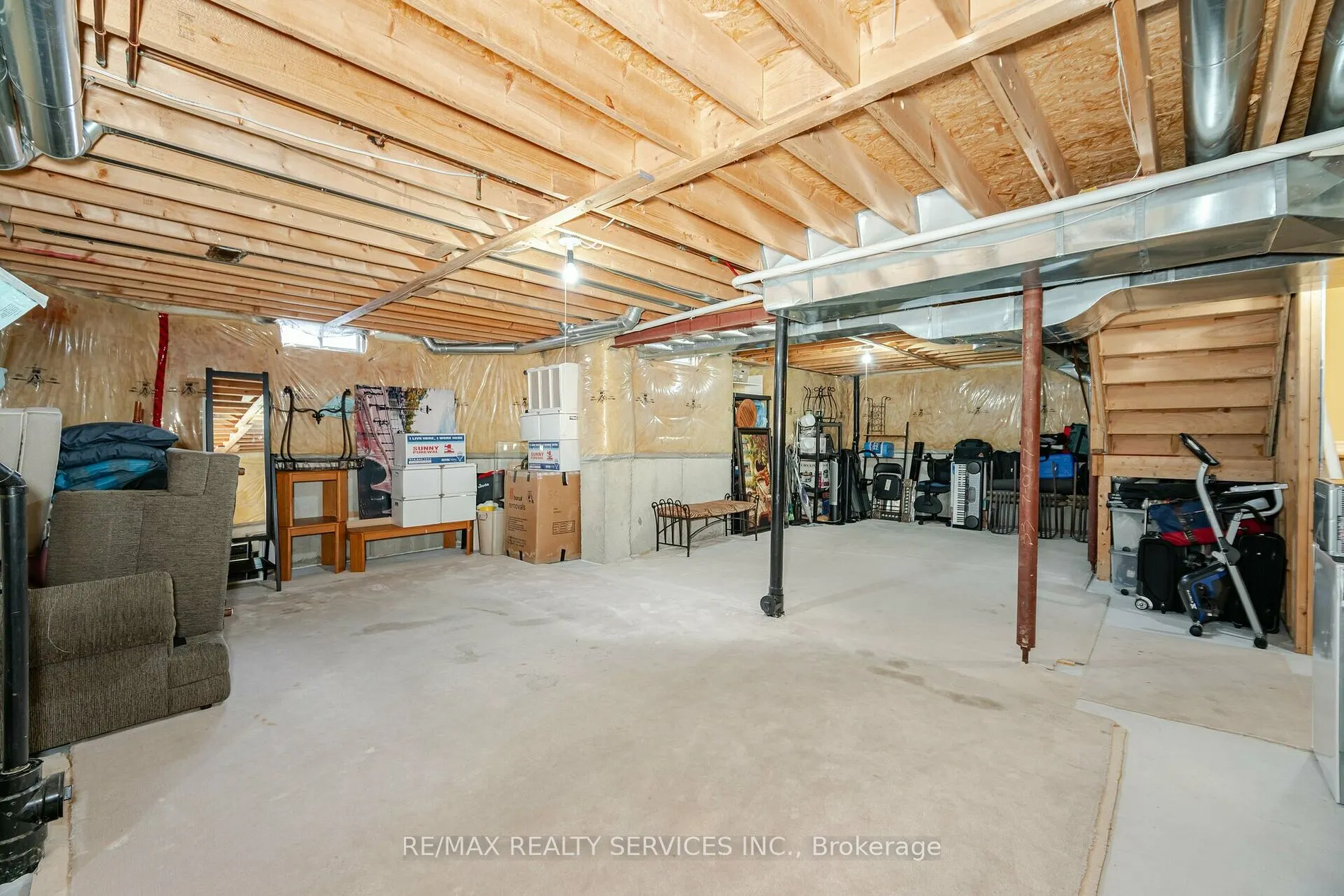 64 Edenbrook Hill Dr
