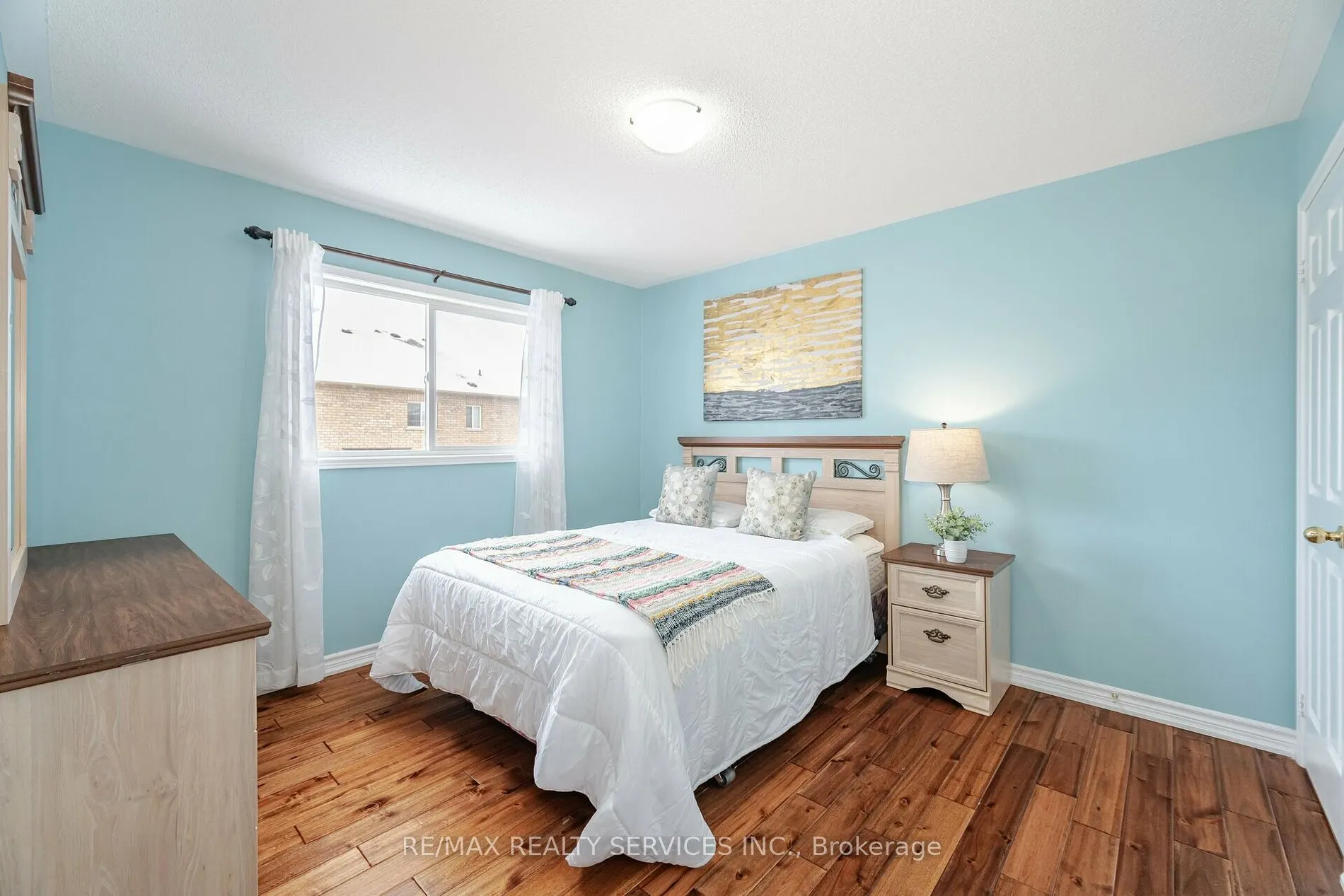 64 Edenbrook Hill Dr