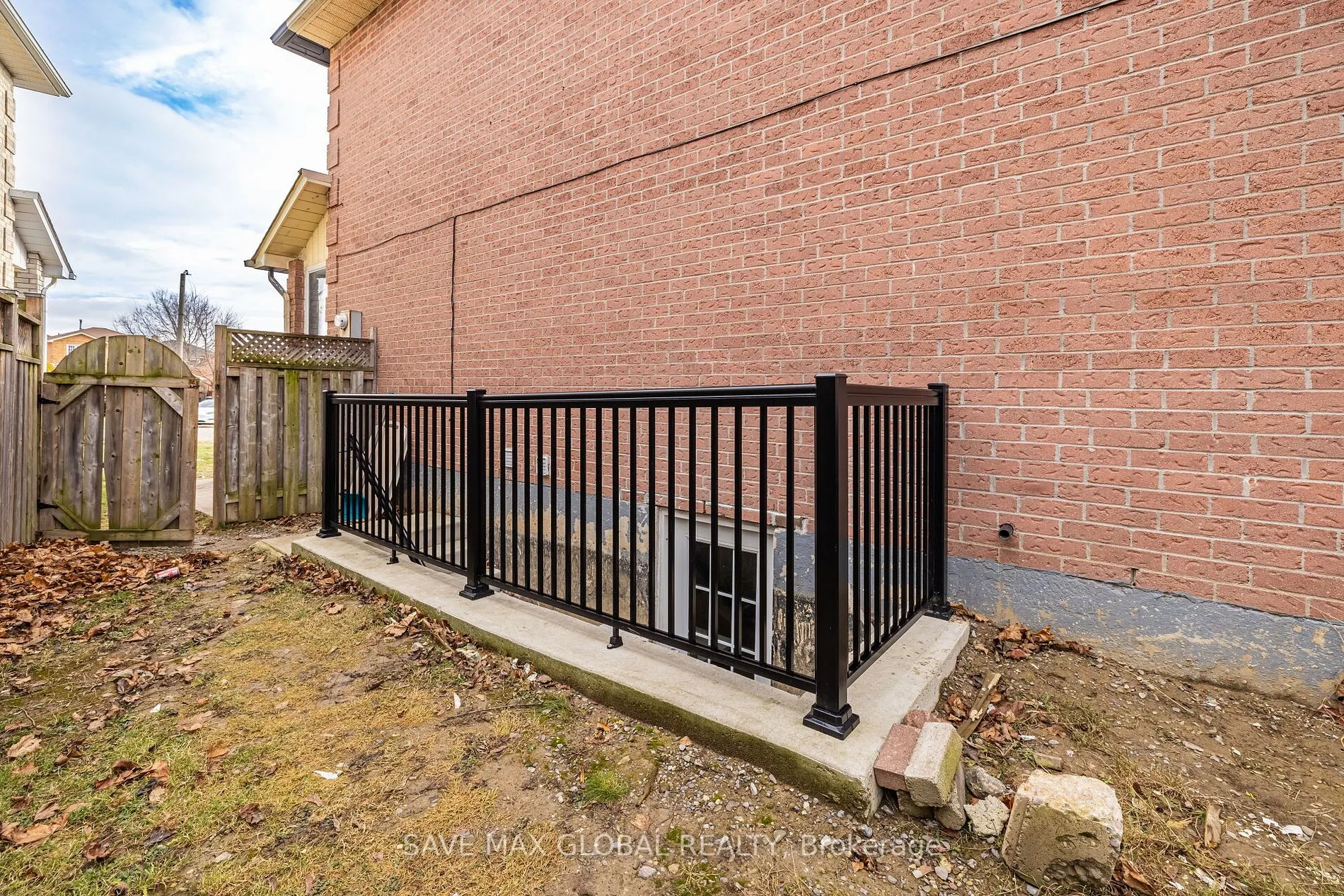 30 Rodwell Crt