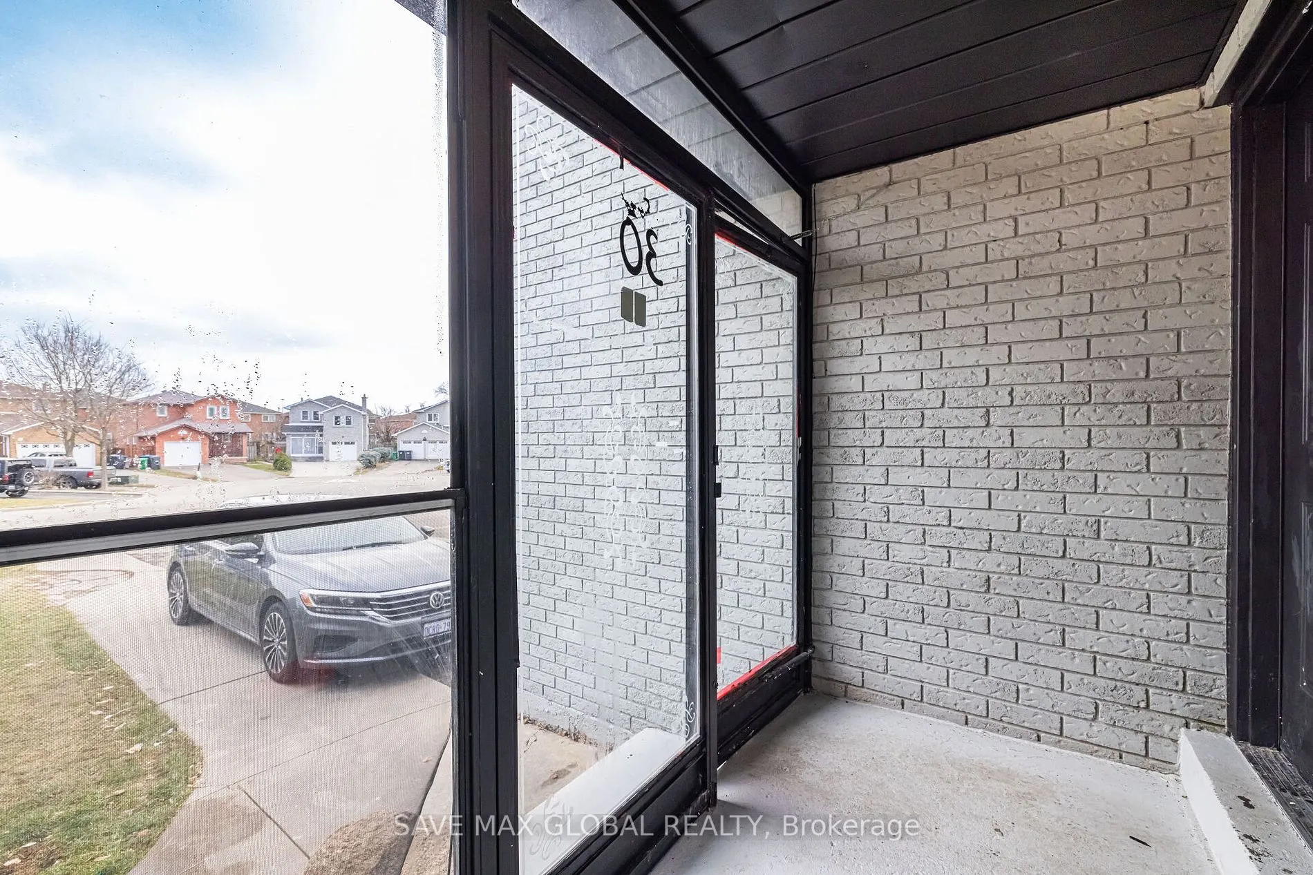 30 Rodwell Crt