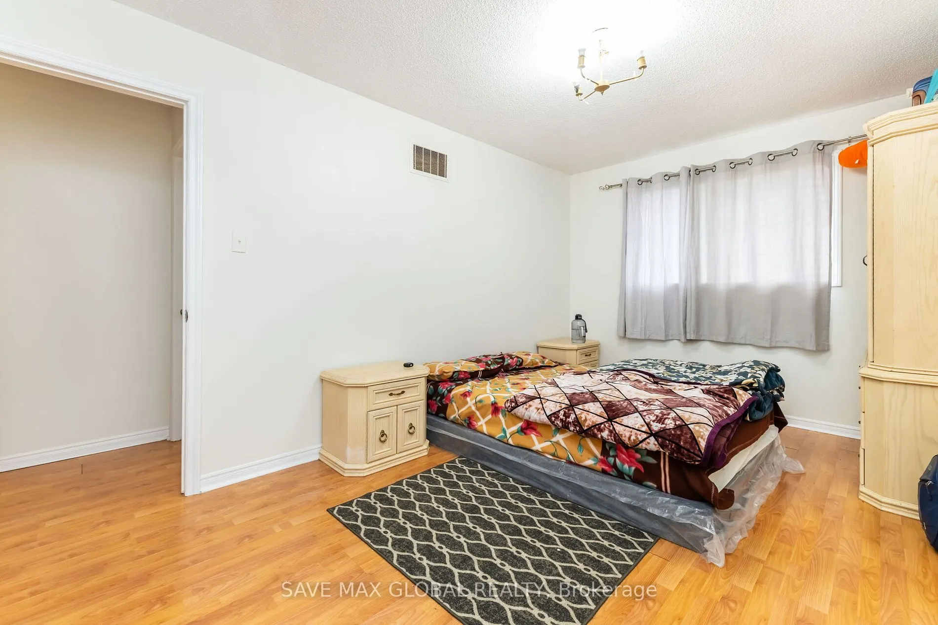 30 Rodwell Crt