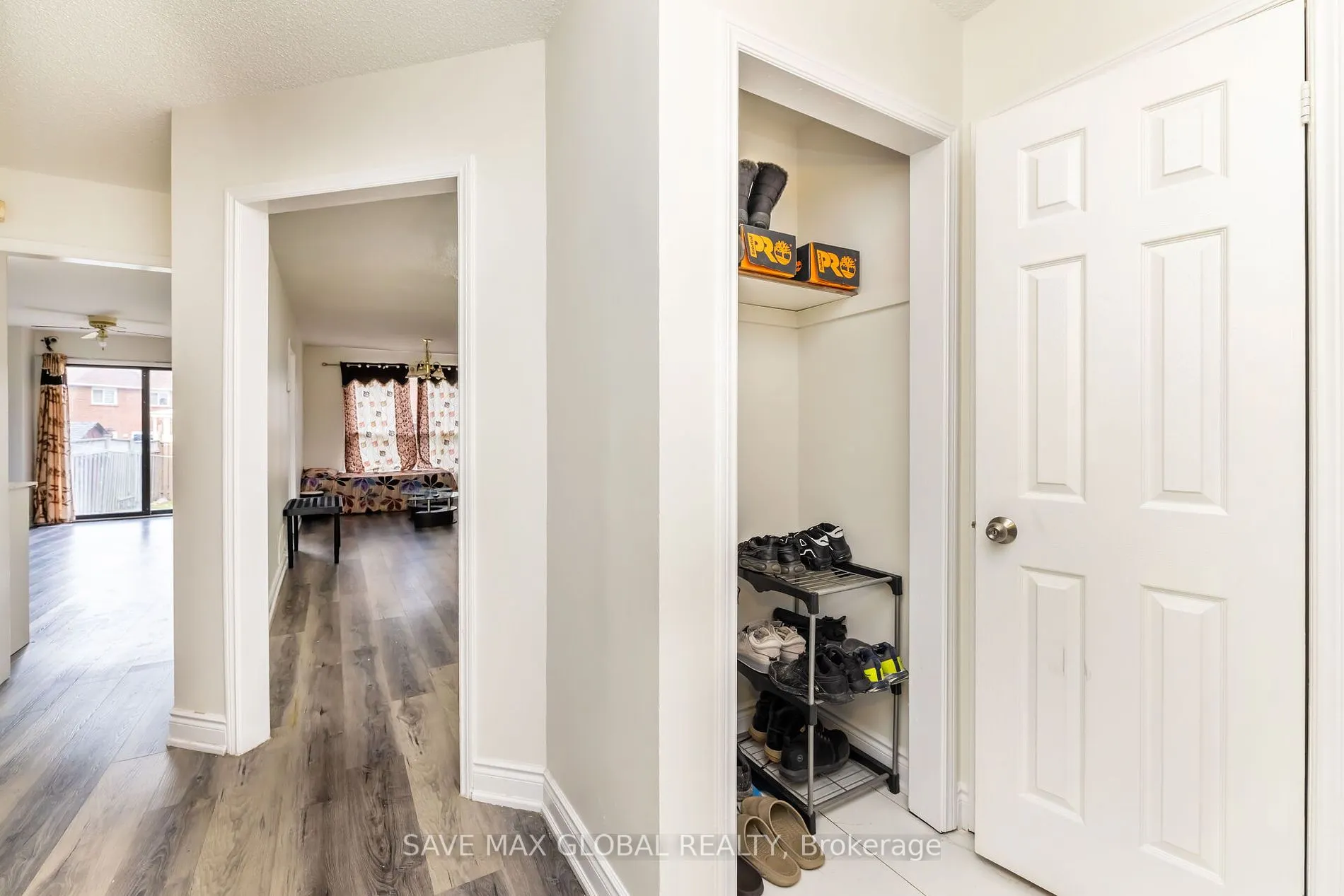 30 Rodwell Crt