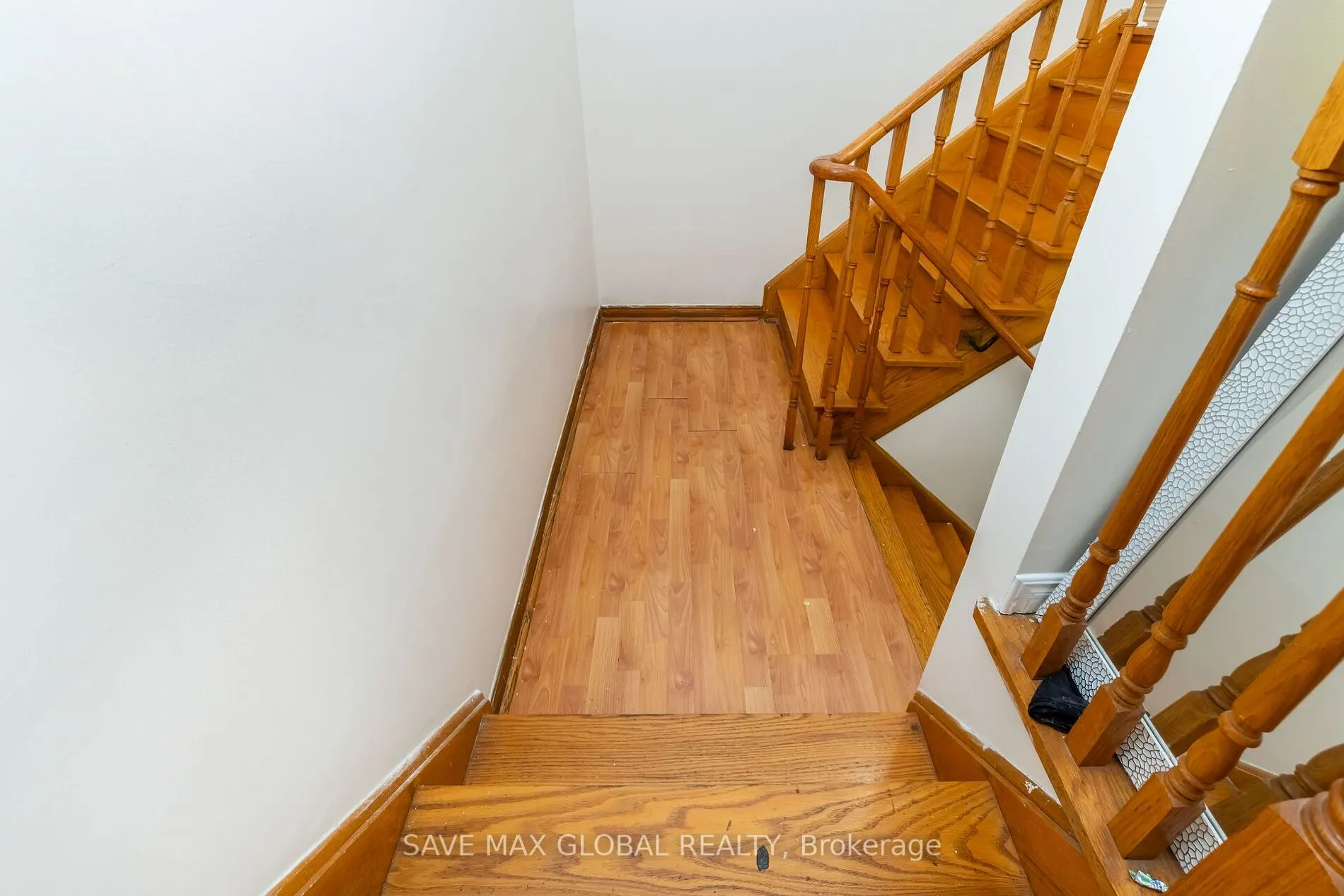 30 Rodwell Crt