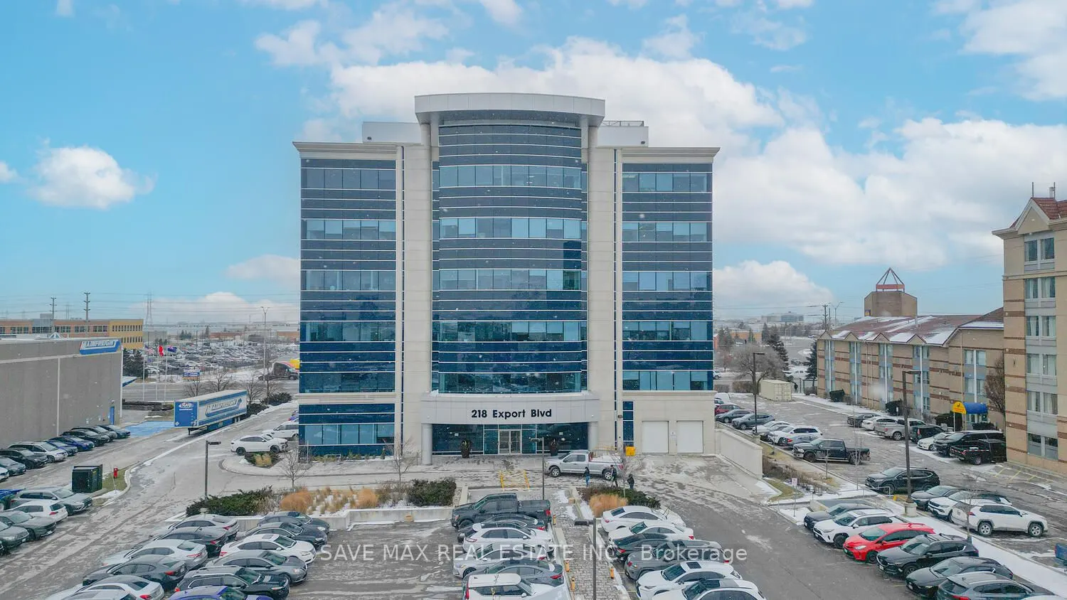 218 Export Blvd, #101