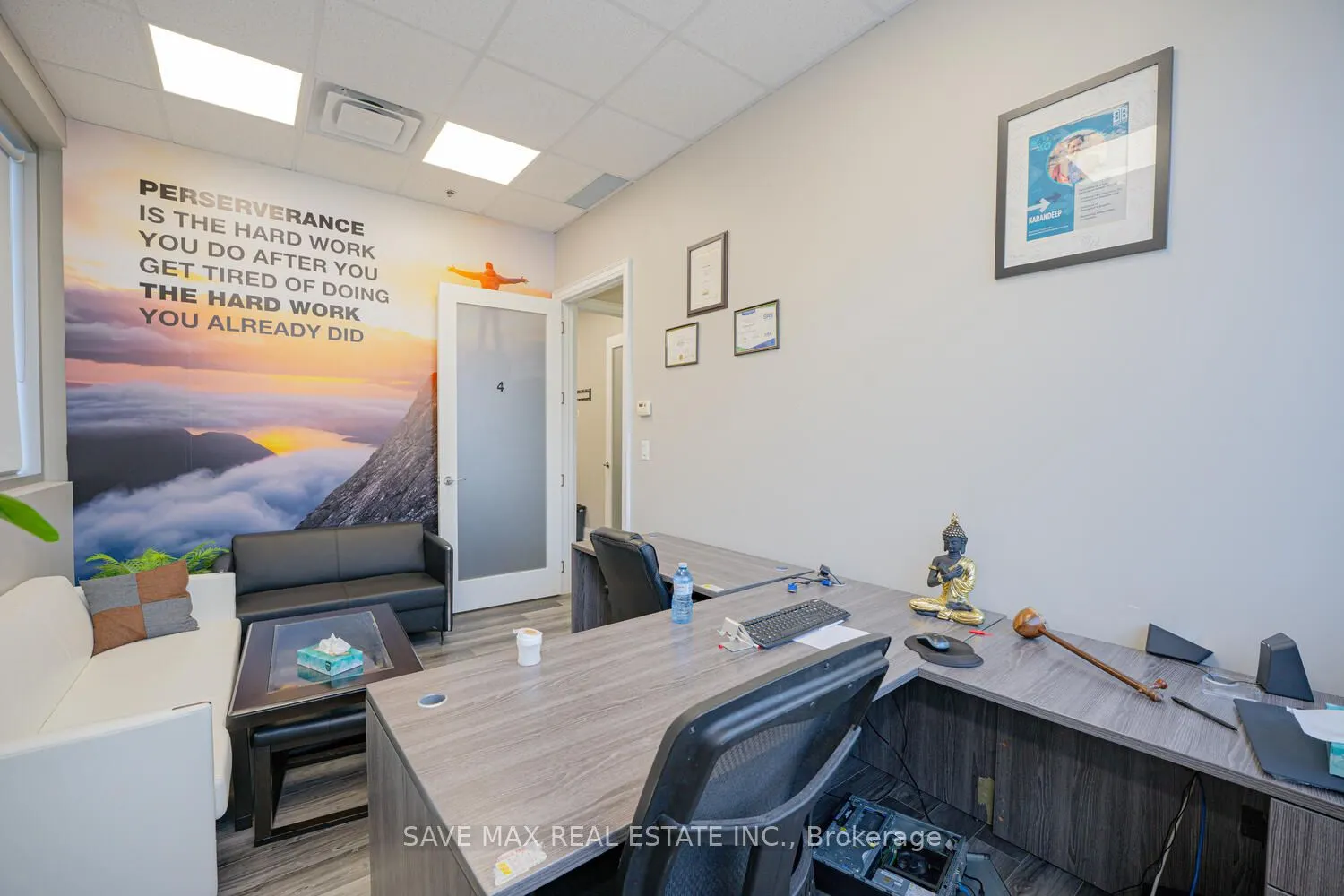 218 Export Blvd, #101