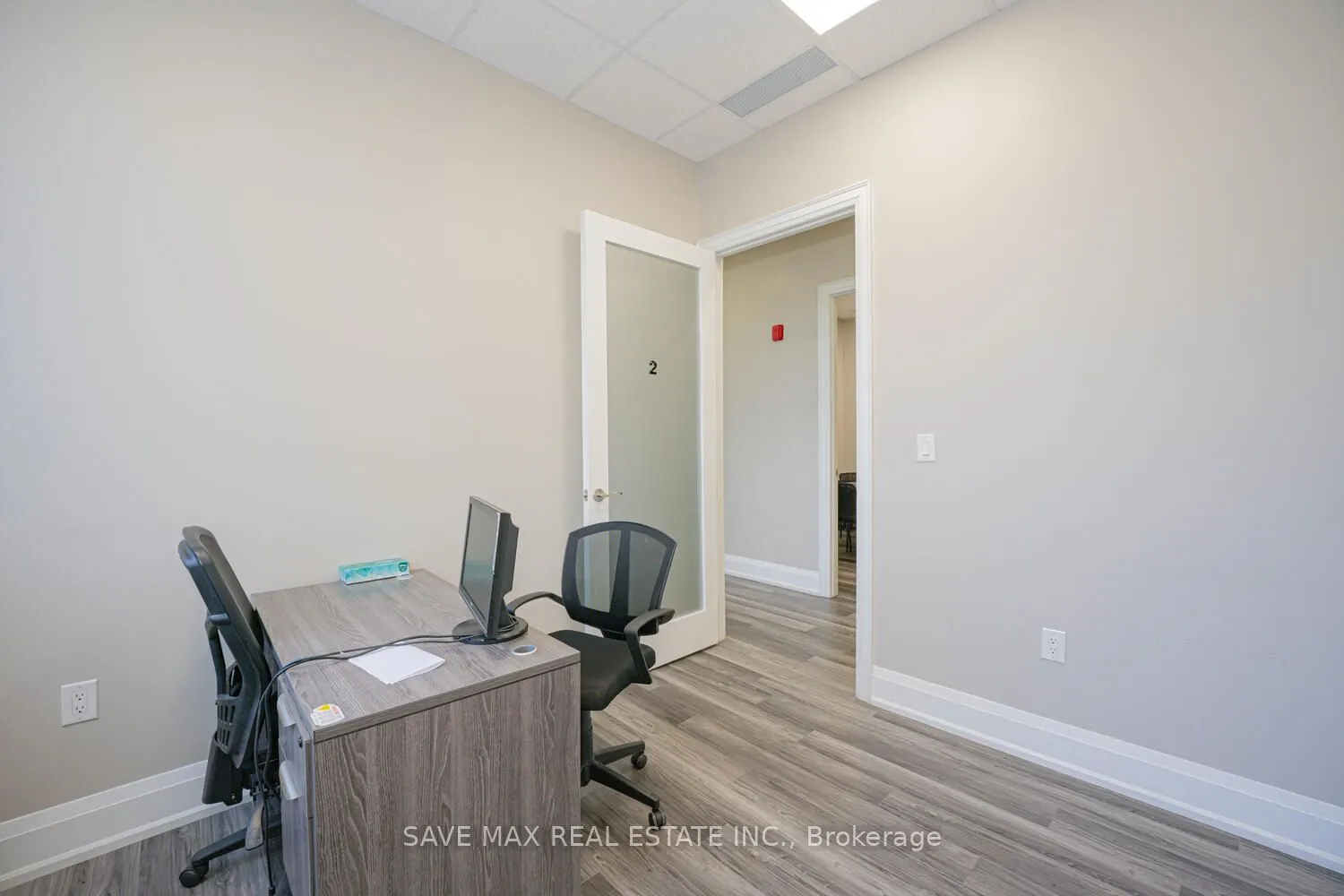 218 Export Blvd, #101