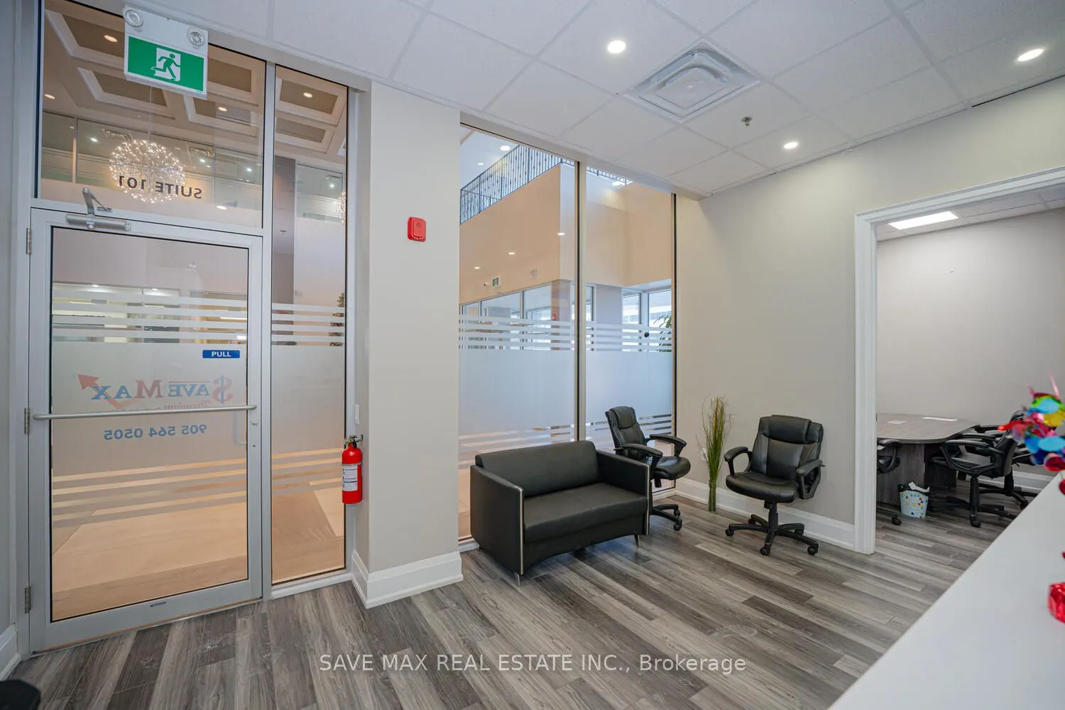 218 Export Blvd, #101