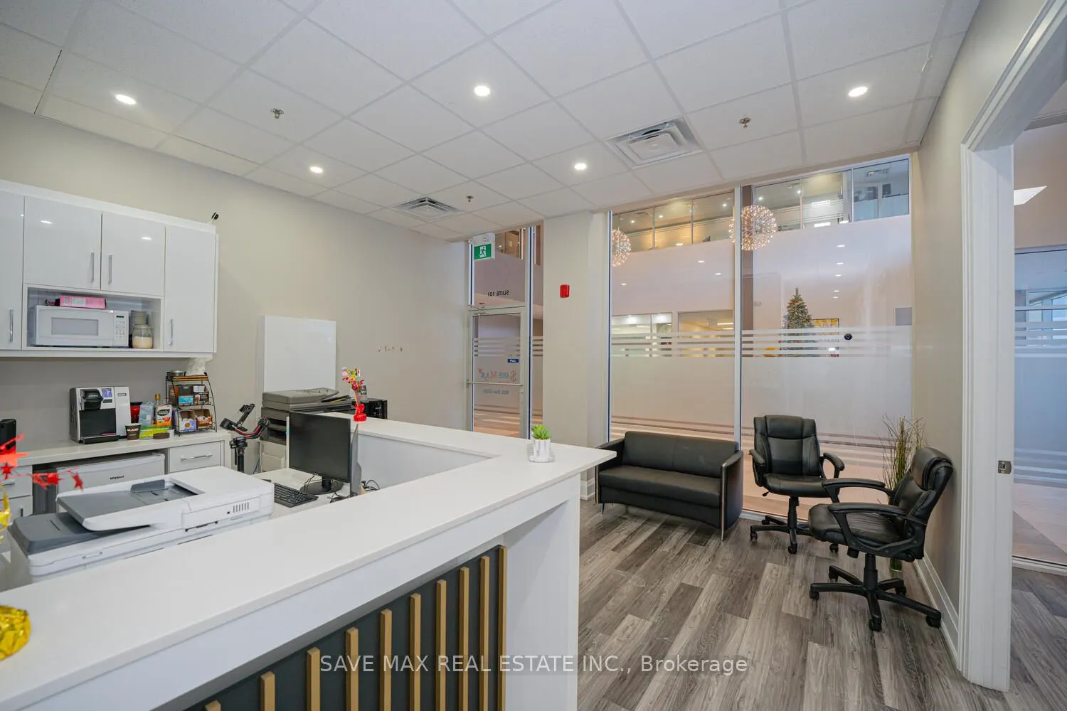 218 Export Blvd, #101