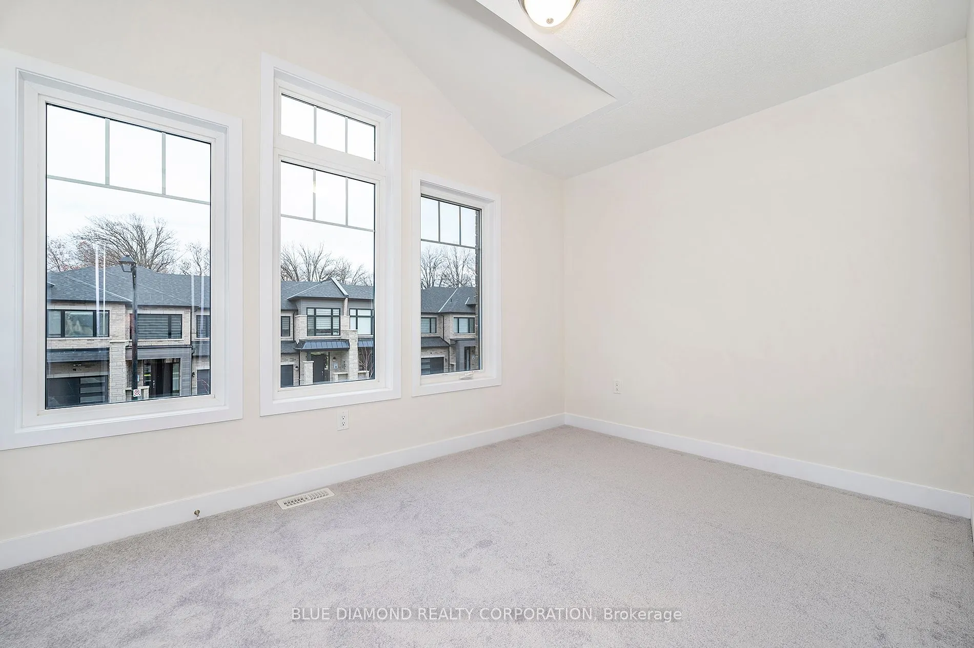 605 FULLUM LANDING