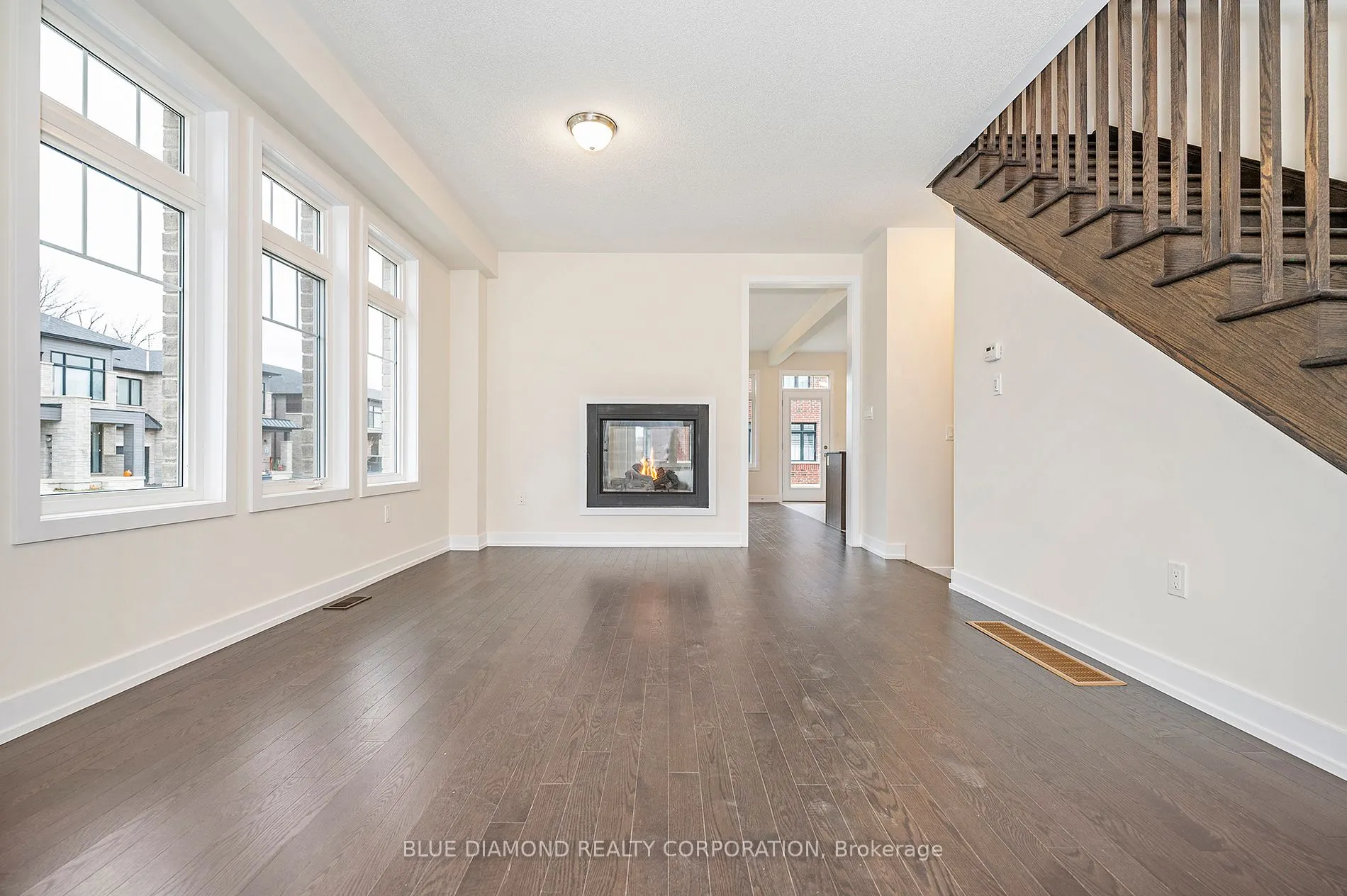 605 FULLUM LANDING