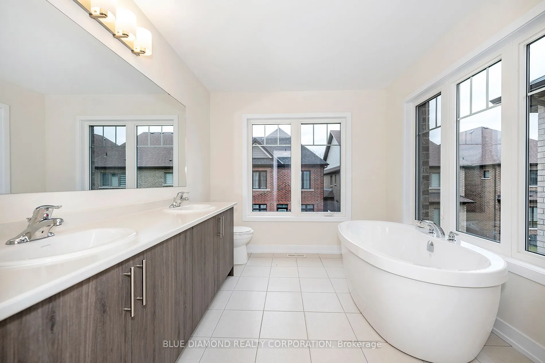 605 FULLUM LANDING