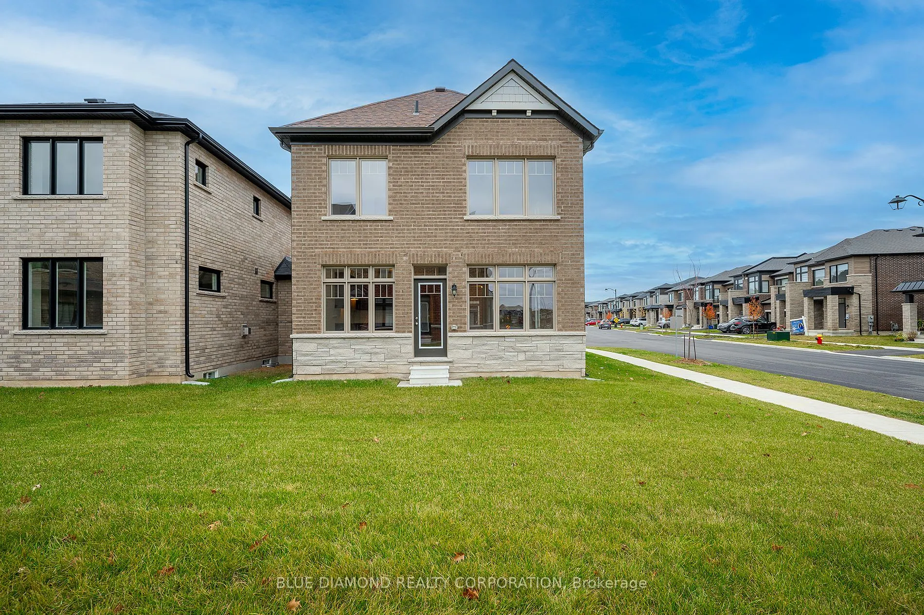 605 FULLUM LANDING