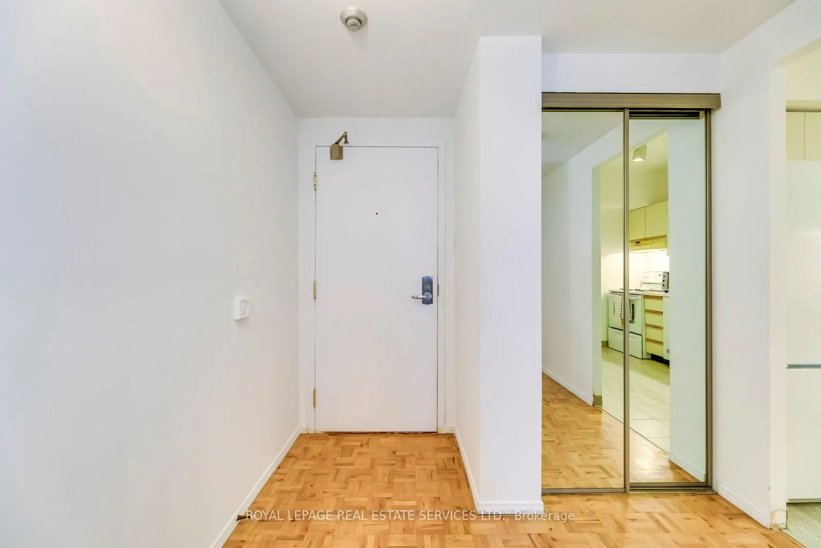 1110 Walden Circ, #PH05