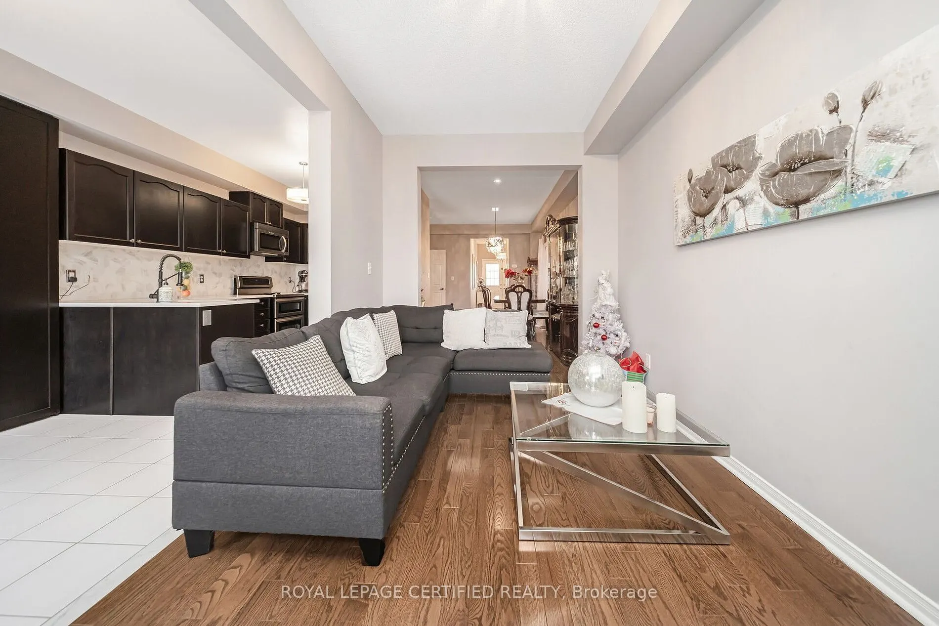 16 Gulfbrook Circ
