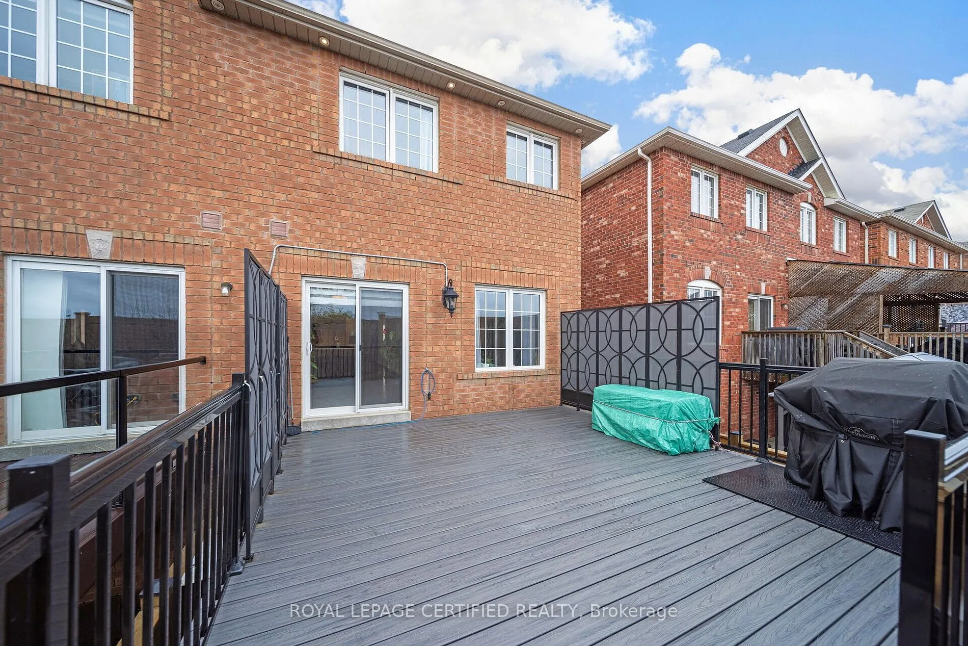 16 Gulfbrook Circ