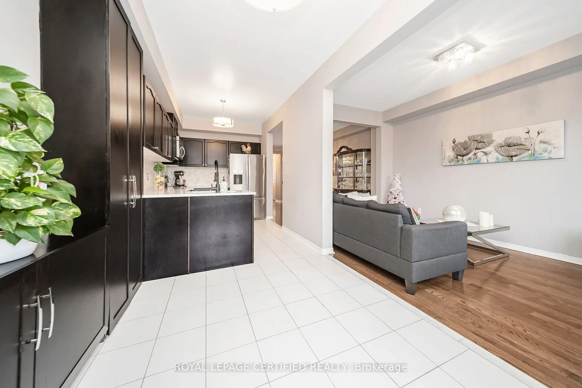 16 Gulfbrook Circ