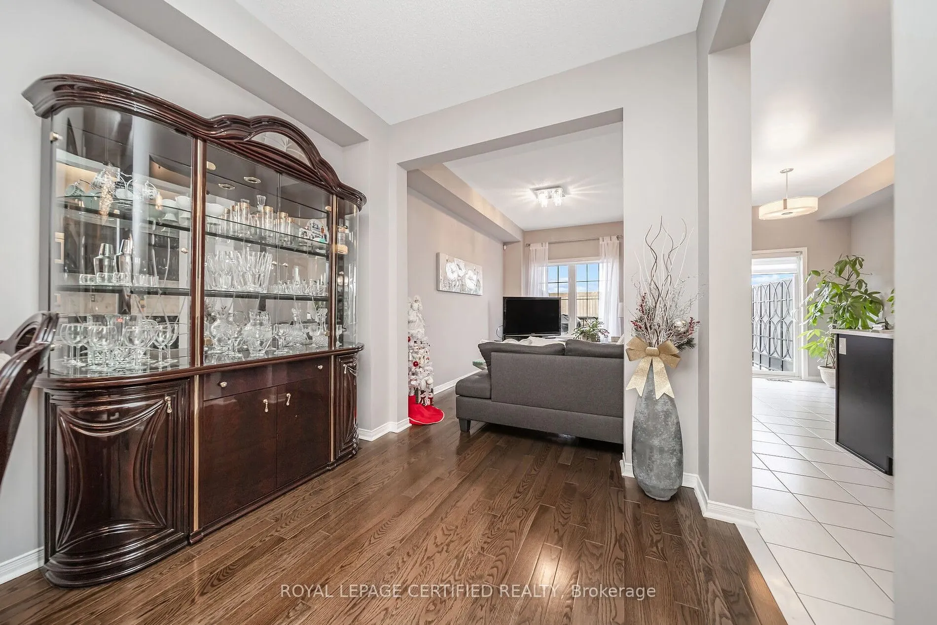 16 Gulfbrook Circ