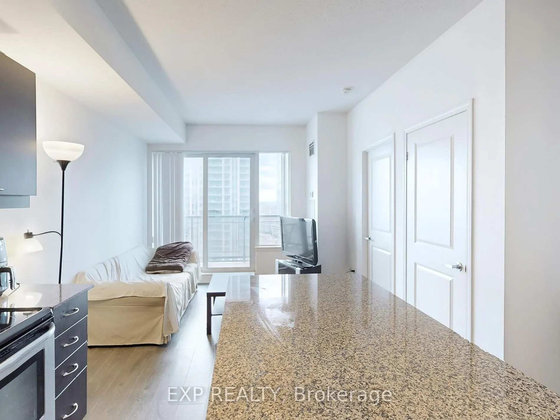 385 Prince Of Wales Dr, #2207
