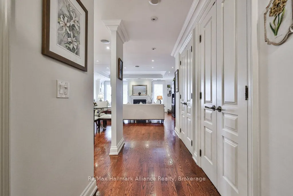 111 Forsythe St, #201