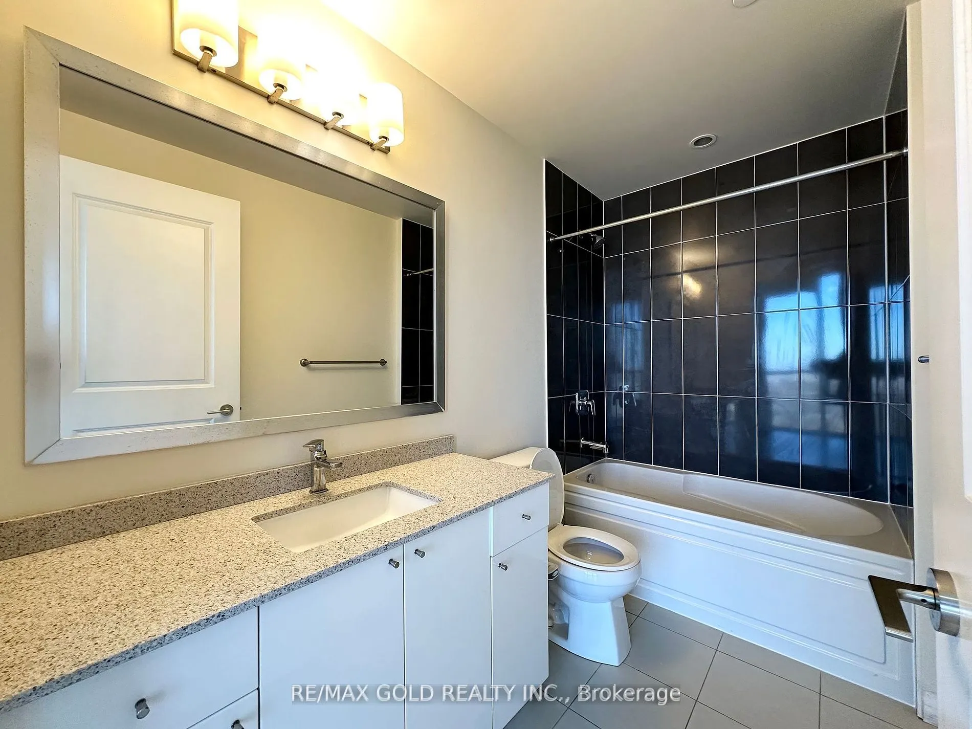 5033 Four Springs Ave, #2017