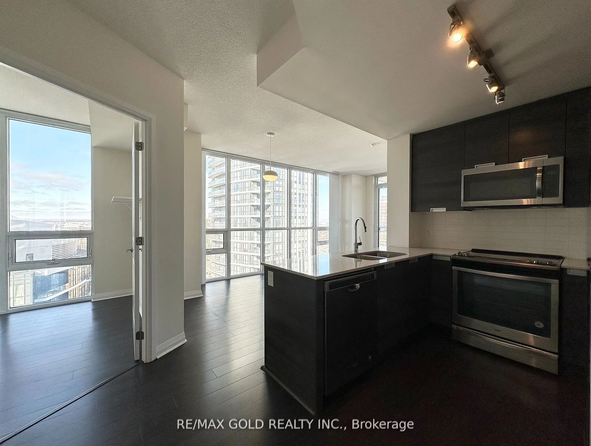 5033 Four Springs Ave, #2017