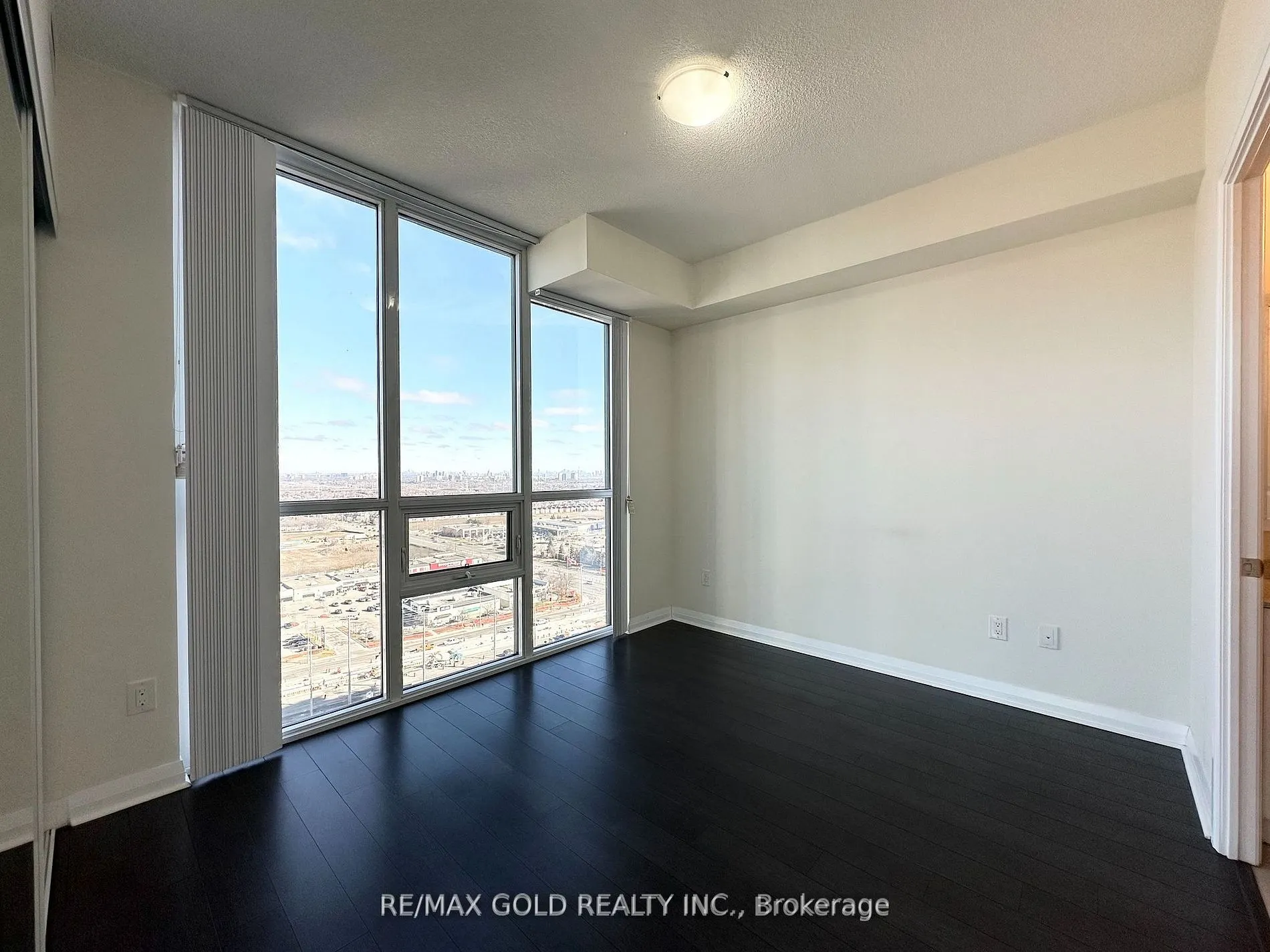5033 Four Springs Ave, #2017