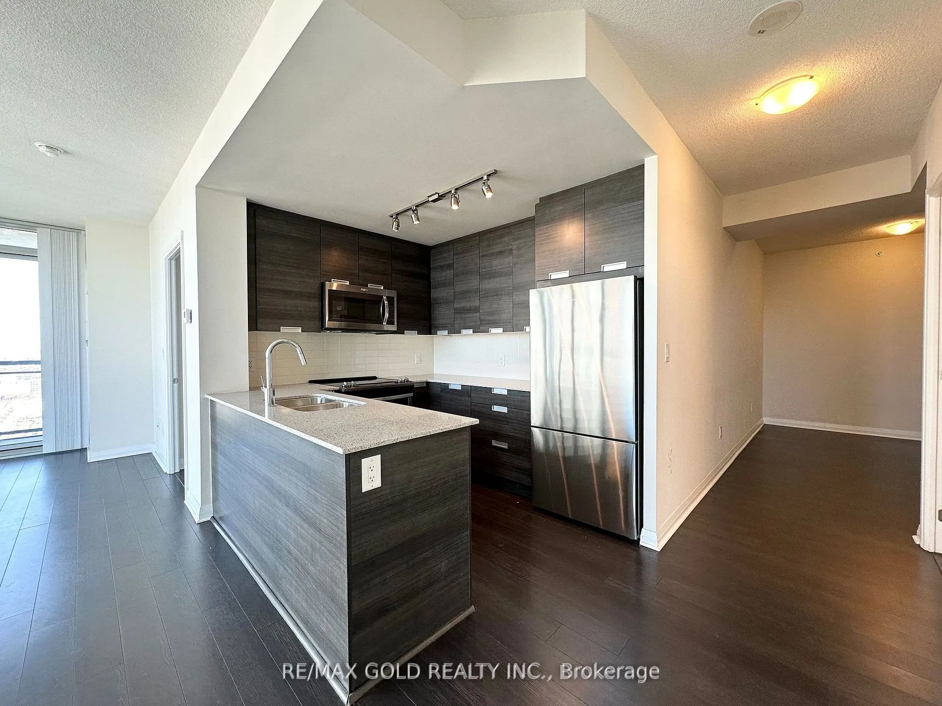 5033 Four Springs Ave, #2017