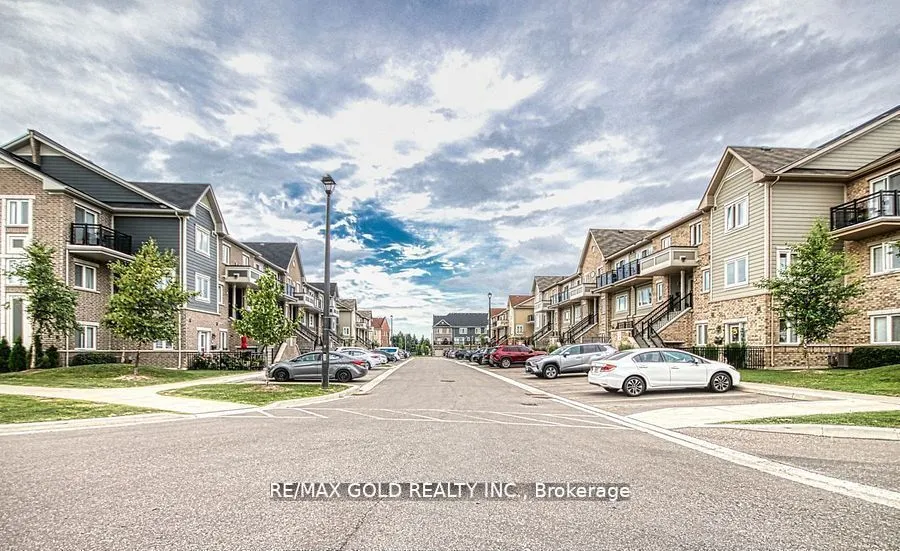250 Sunny Meadow Blvd, #118