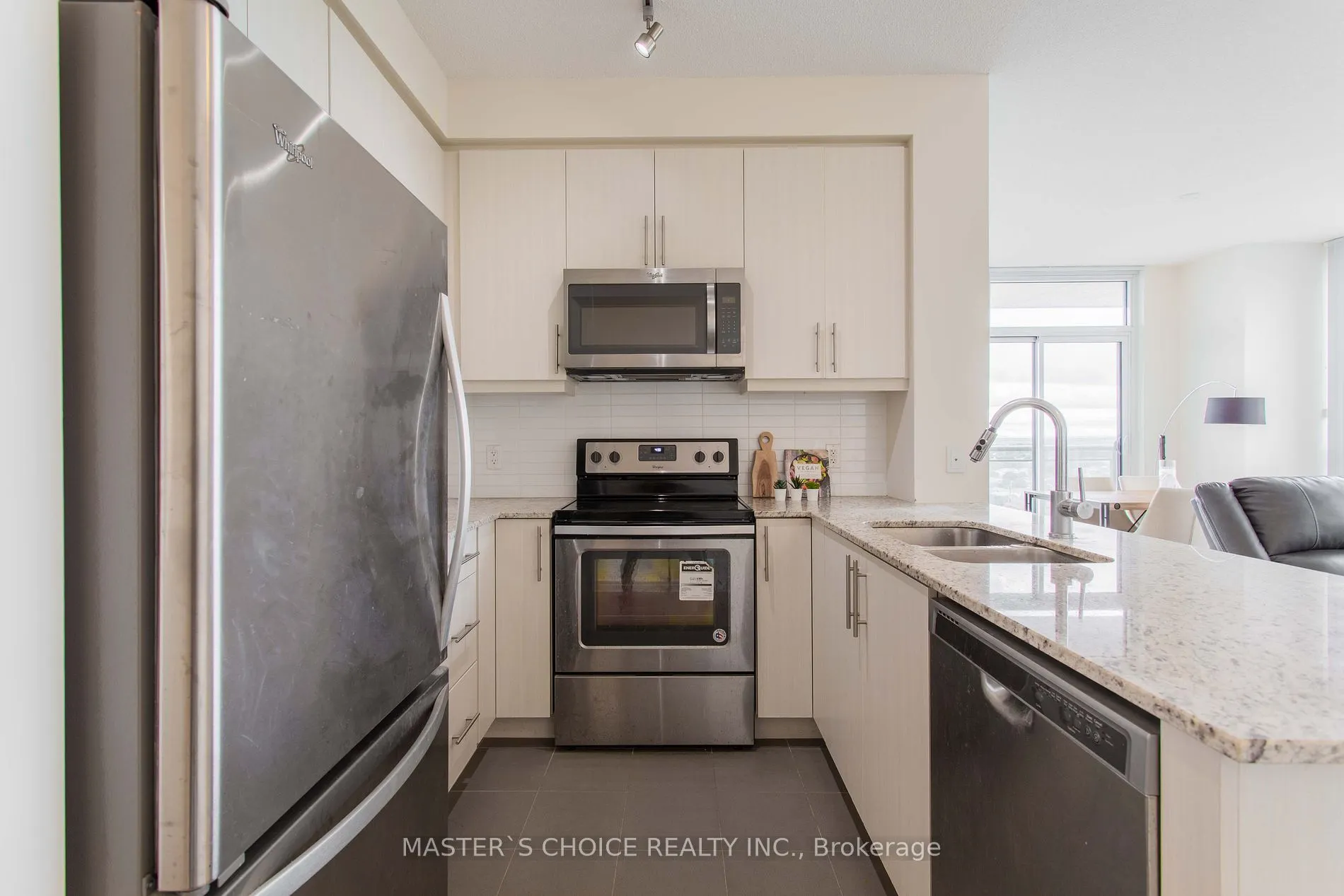 3975 Grand Park Dr, #1407